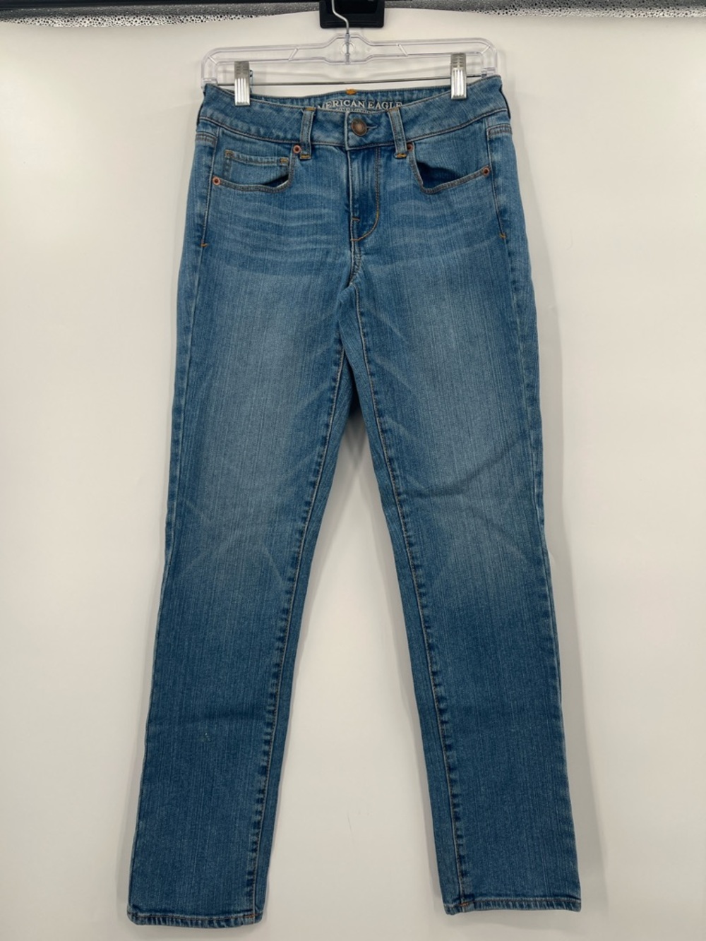 Size 6  American Eagle Outfitters Women’s Light Blue Skinny Jeans